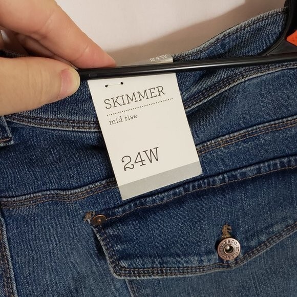 Style & Co Plus Skimmers 24w Camino (AF) - Picture 3 of 8